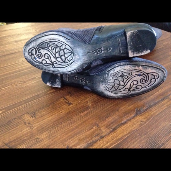 Born Crown "Hera" Tall Boots - Picture 4 of 4