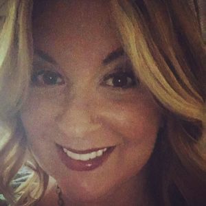 Meet your Posher, Joy