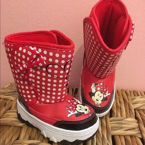 Minnie Mouse Toddler Snow Boots- Small (5-6)