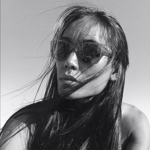 Meet your Posher, Capucine