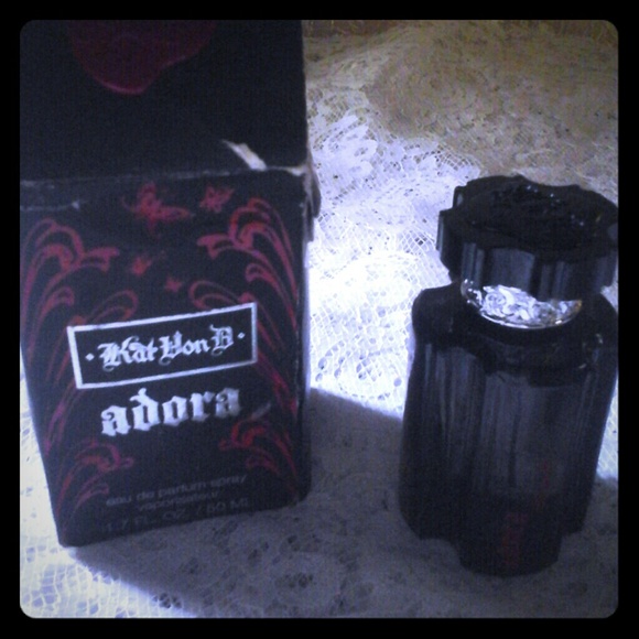 Kat Von D Adora 1.7oz perfume