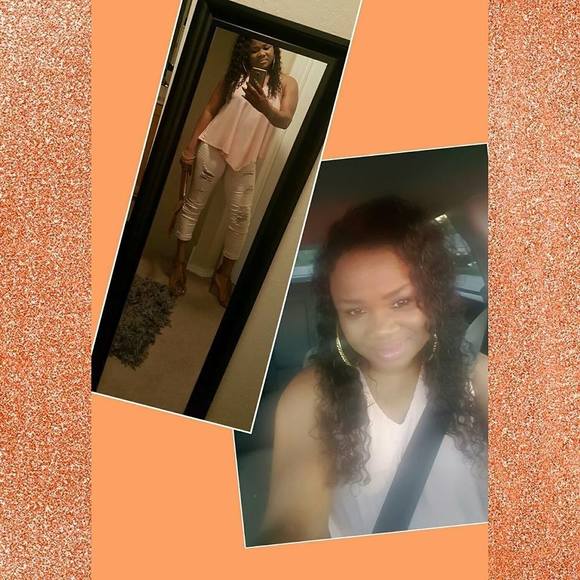 Meet your Posher, Tee