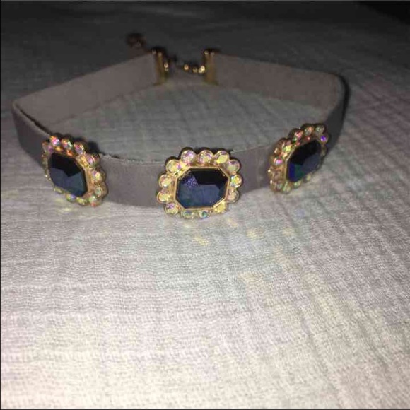 Rare Choker - Picture 1 of 1