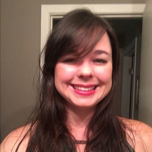 Meet your Posher, Amanda