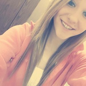 Meet your Posher, Briana