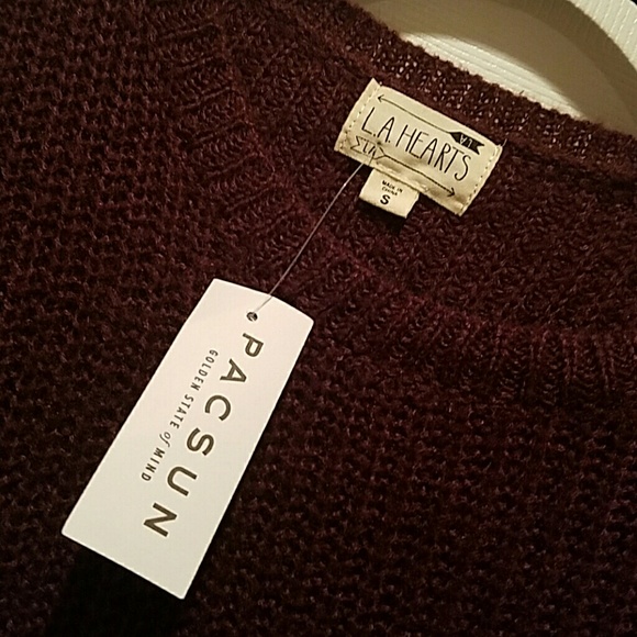 LA Hearts Sweater - Picture 2 of 4