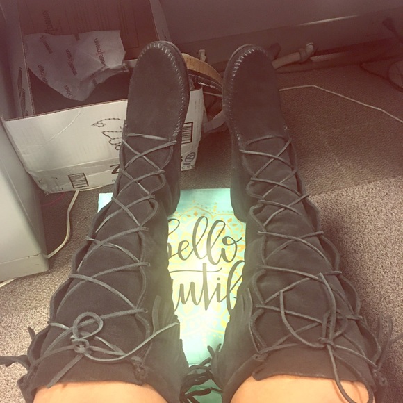 Fringe Knee Minnetonka boots