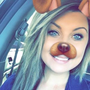 Meet your Posher, Kasie