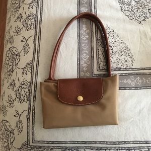 Tan longchamp bag