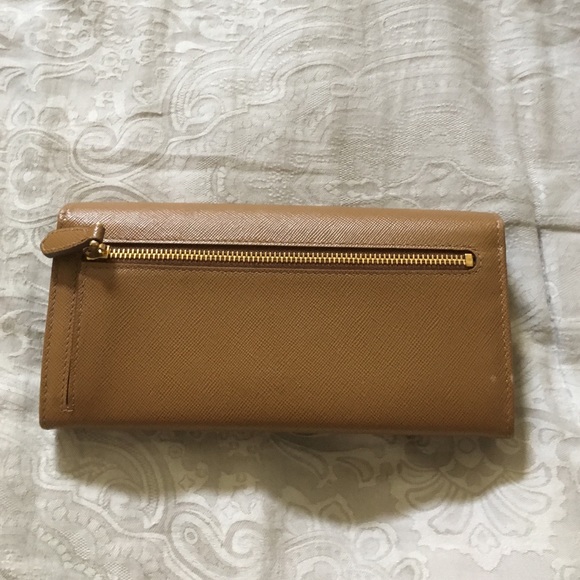 Prada wallet - Picture 3 of 3