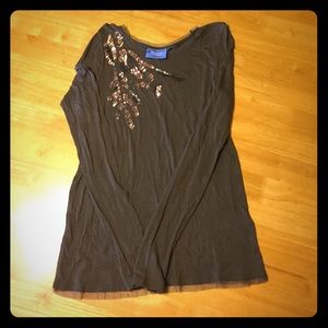 Simply Vera Wang long sleeve soft shirt