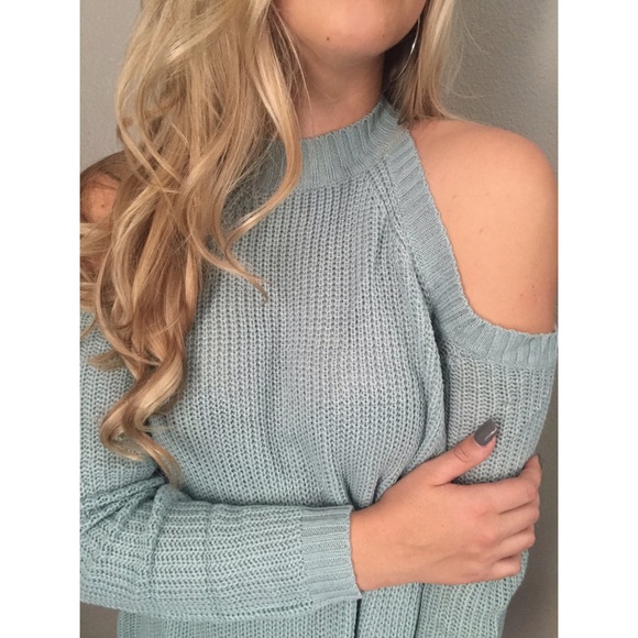 SALE⭐️LAST1•Sky Blue Cold Shoulder Sweater - Picture 2 of 4