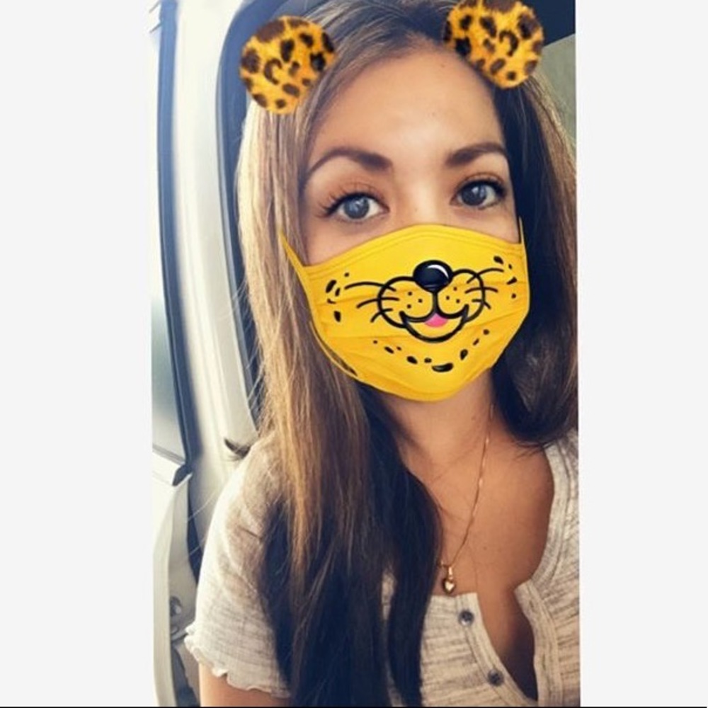 Meet your Posher, Paola