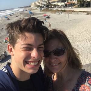 Meet your Posher, Christy