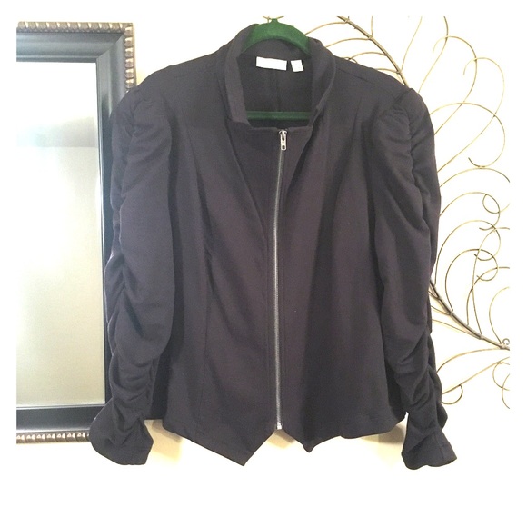 Lovey dark black coat ❤️