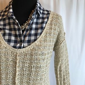 Free People Sweaters - Free People beige knit v-neck sweater sz. Medium Free People Sweaters - Free People beige knit v-neck sweater sz. Medium
