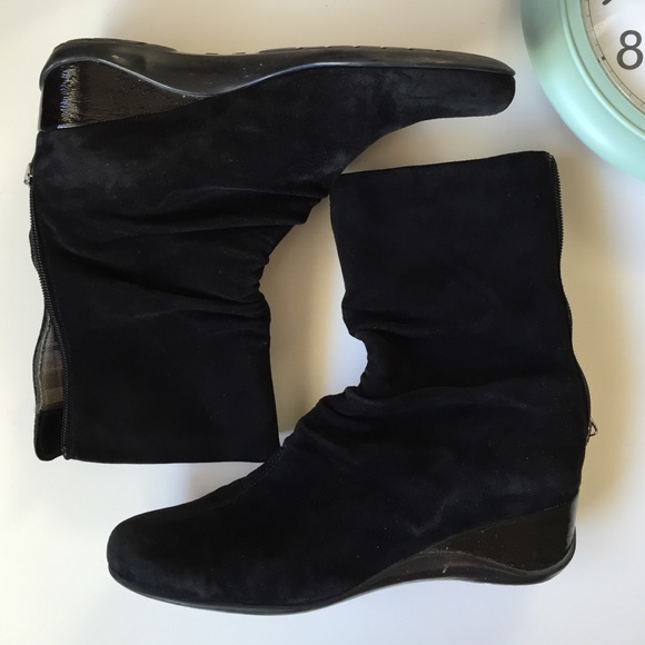 Aquatalia boots