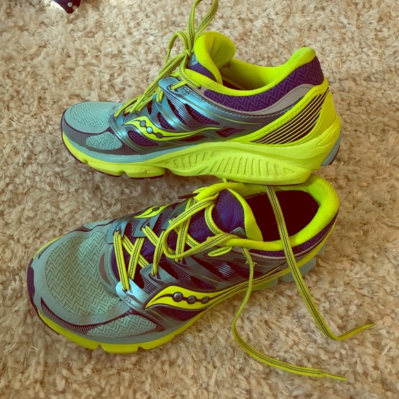 Saucony Zealot ISO sneakers