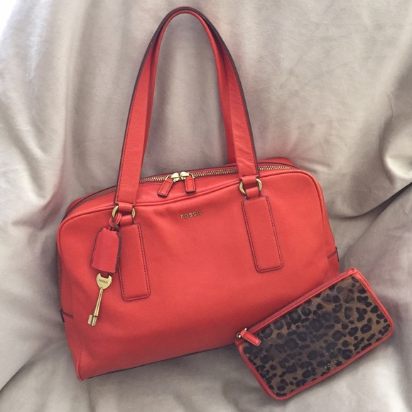 ❤️Lowest Price!!❤️ Fossil Wallet & Purse 🍁🍂