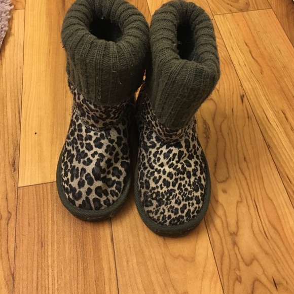 Size 7 boot
