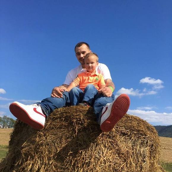 Meet your Posher, Joshua - Picture 1 of 1