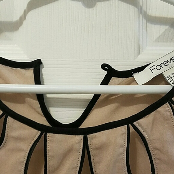 Shear Cream and Black Tank Top - Picture 2 of 2