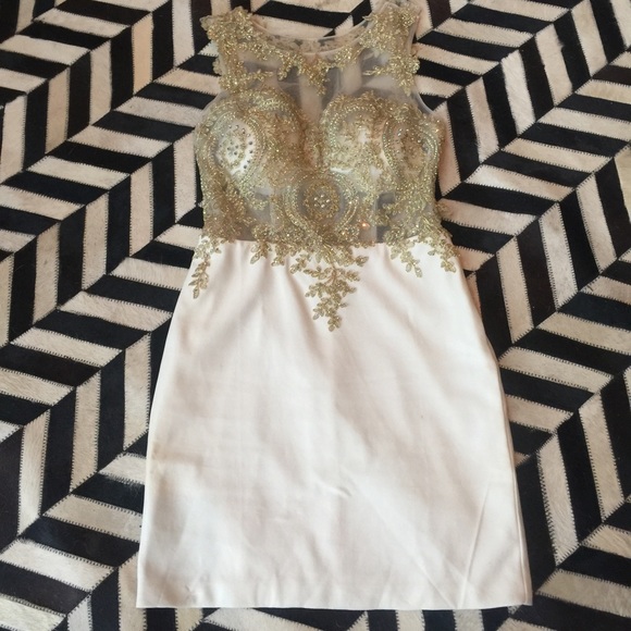 Dress - Picture 2 of 4