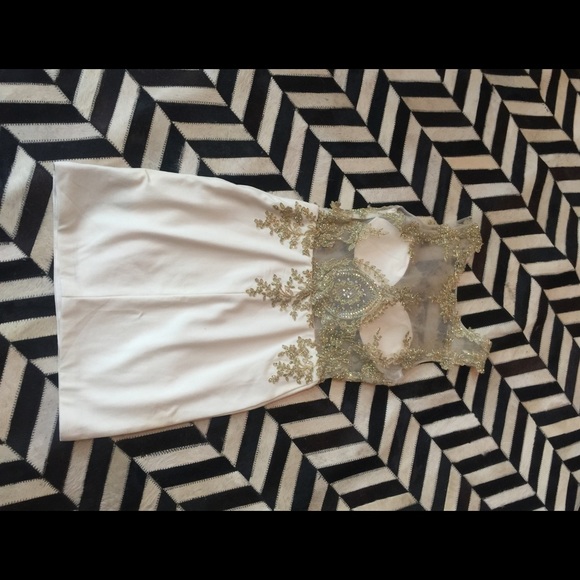 Dress - Picture 3 of 4