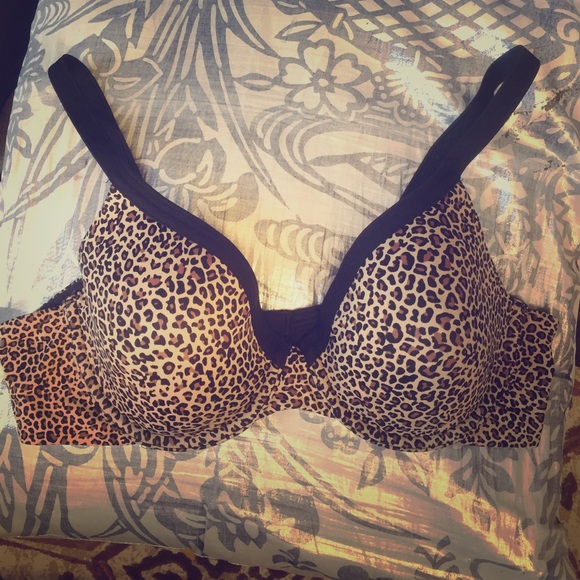 Super soft  animal print t shirt bra - Picture 1 of 2