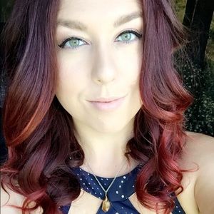 Meet your Posher, Alexandra