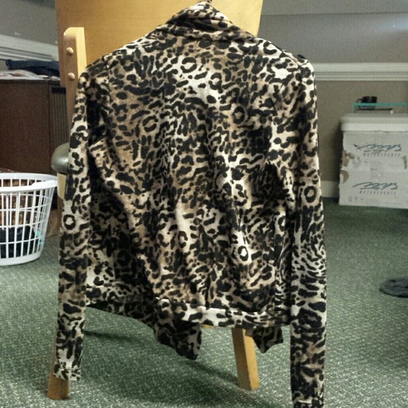 Cardigan - Picture 2 of 2