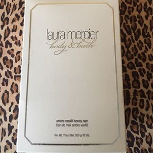 LAURA MERCIER  AMBER VANILLE HONEY BATH!