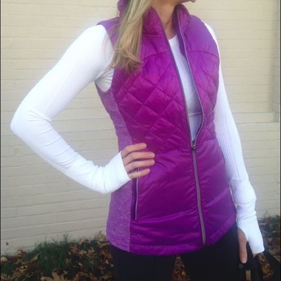 lululemon down for a run vest ii