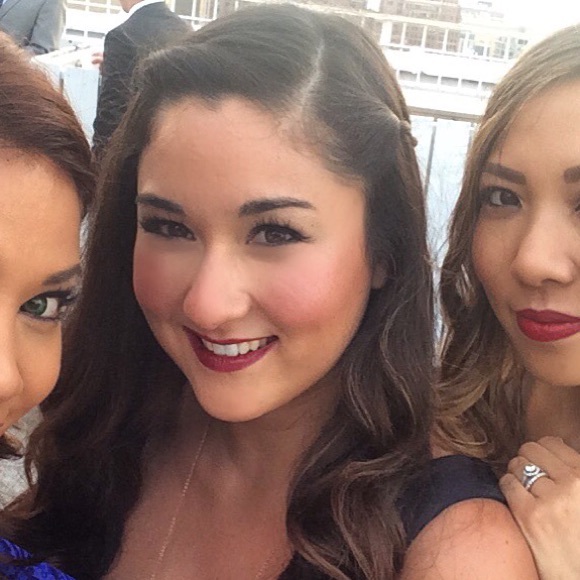 Meet your Posher, Nicole