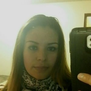 Meet your Posher, Isabel