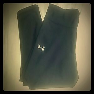 Under Armour knee length compression