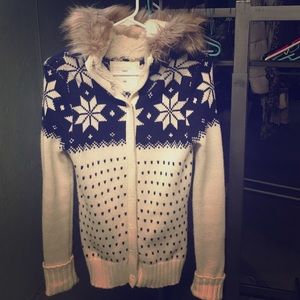 H&M winter Sweater top!
