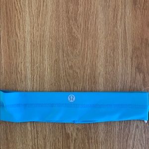 Lululemon Flyaway Tamer Headband