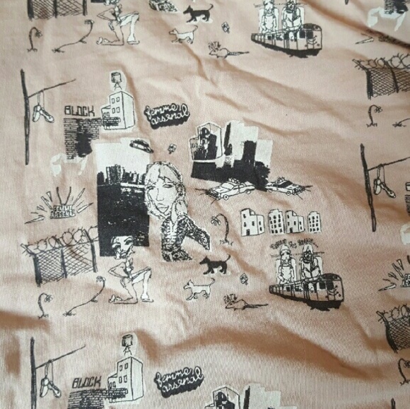 Hooded sweater by Femme Arsenal - Picture 2 of 3