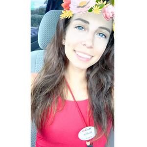 Meet your Posher, Marisa