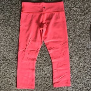 Lululemon Capri workout pants