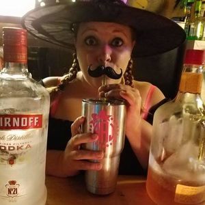 Meet your Posher, Rebecca