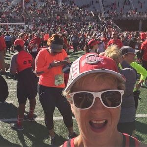 Meet your Posher, Cyndi