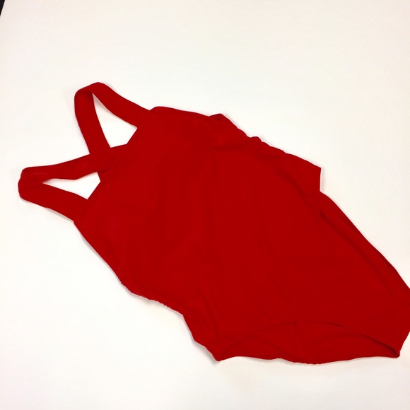 Red swimming suite one piece sw141 - Picture 2 of 3