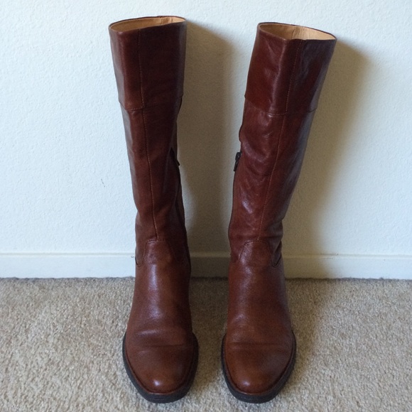 Gorgeous cognac knee high boots