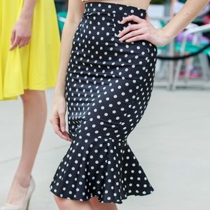 🆕 LAST ONE Zara Like Polka Dot Pencil Skirt Silk