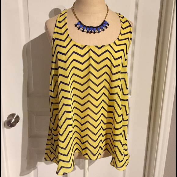 Unlined yellow and navy chevron tank