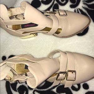 Dollhouse nude booties