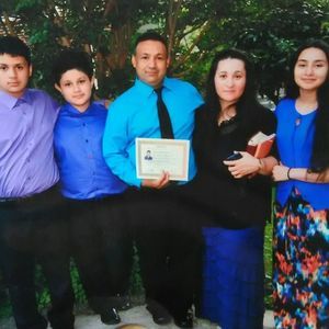 Meet your Posher, Raquel