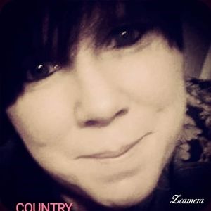 Meet your Posher, Mandy ladonne